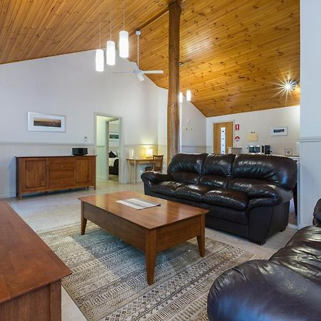 Bushy Lake Chalets Margaret River ภายนอก รูปภาพ