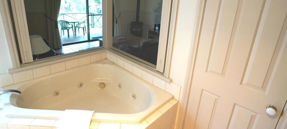 Bushy Lake Chalets Margaret River ภายนอก รูปภาพ