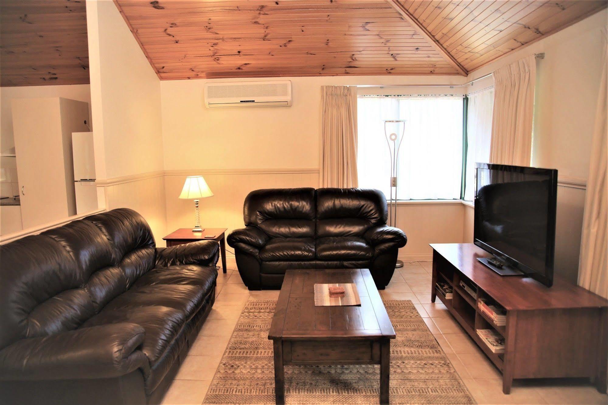 Bushy Lake Chalets Margaret River ภายนอก รูปภาพ