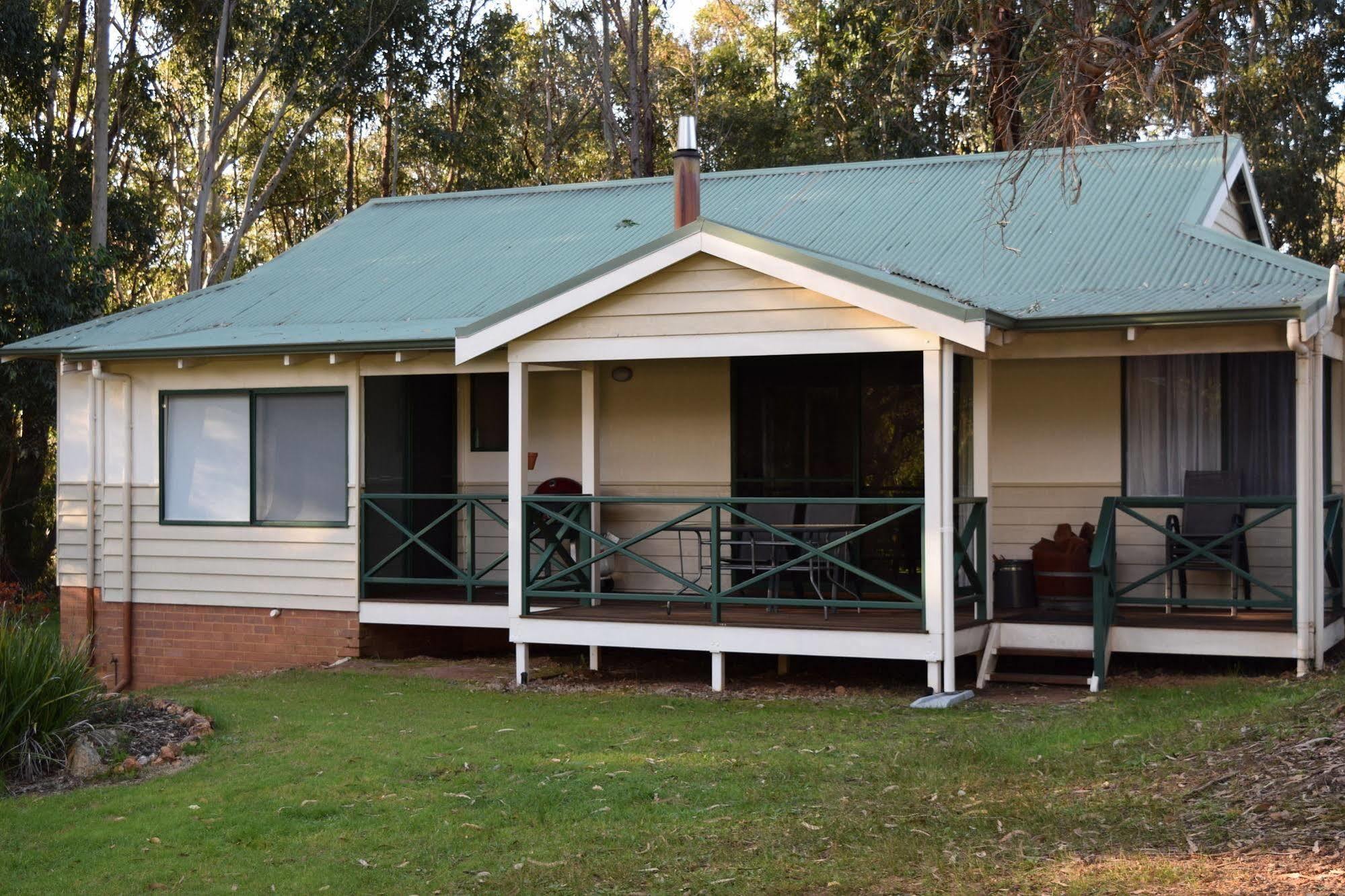 Bushy Lake Chalets Margaret River ภายนอก รูปภาพ